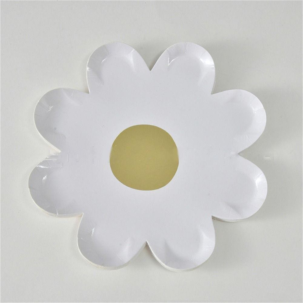 7" White Daisy Flower Disposable Paper Plates